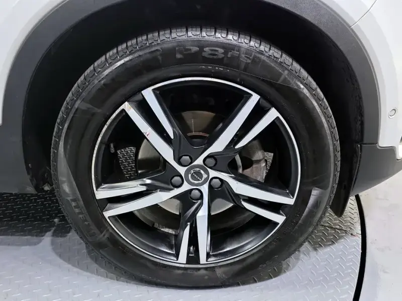 2019 Volvo XC40 с пробегом 137 097 км