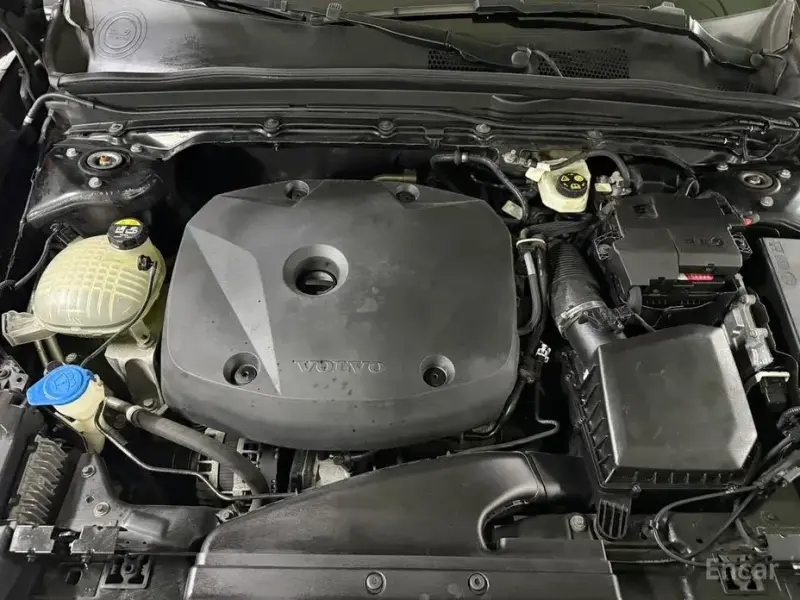 2018 Volvo XC40 с пробегом 118 465 км