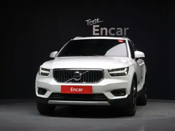 2020 Volvo XC40 с пробегом 56 631 км