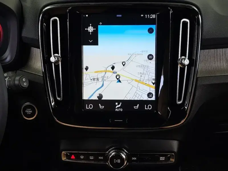 2020 Volvo XC40 с пробегом 56 631 км