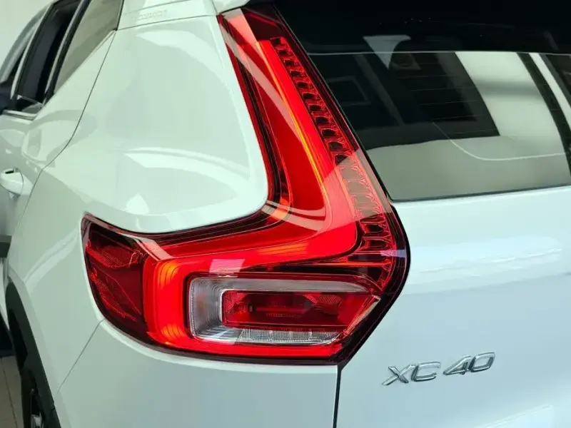 2020 Volvo XC40 с пробегом 56 631 км