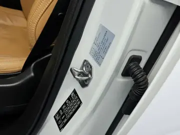 2020 Volvo XC40 с пробегом 56 631 км