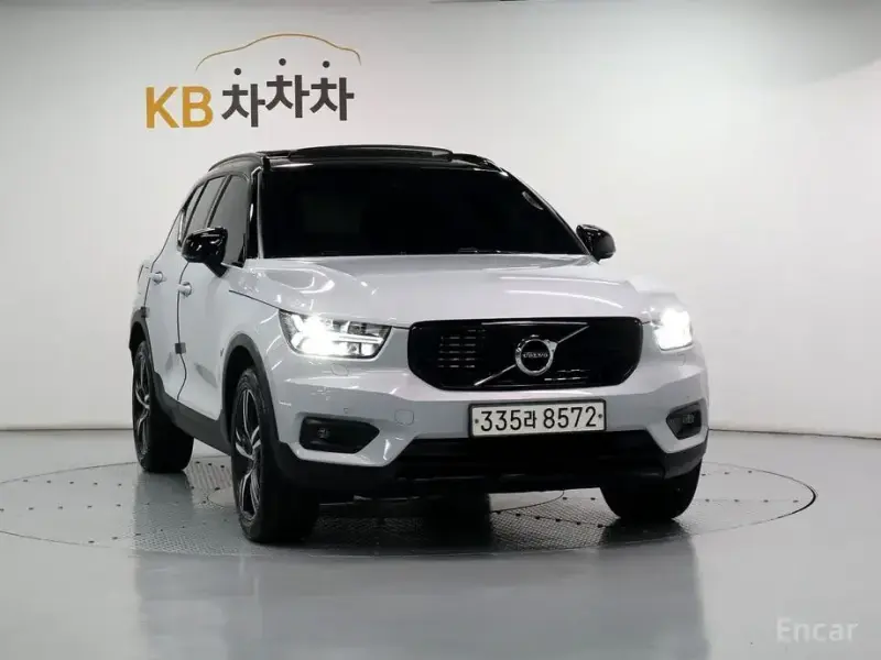 2020 Volvo XC40 с пробегом 40 117 км