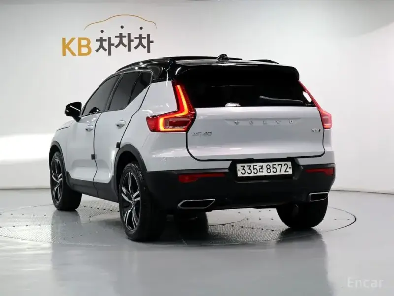 2020 Volvo XC40 с пробегом 40 117 км