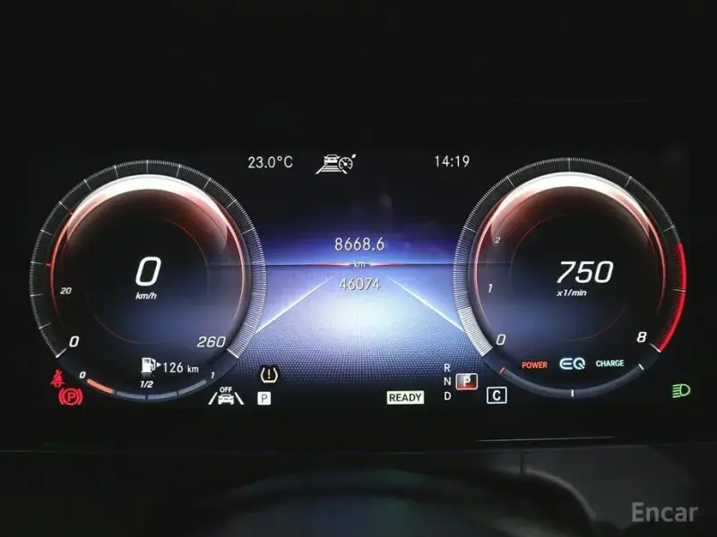 2020 Volvo XC40 с пробегом 40 117 км