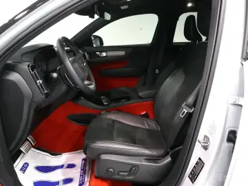 2020 Volvo XC40 с пробегом 40 117 км