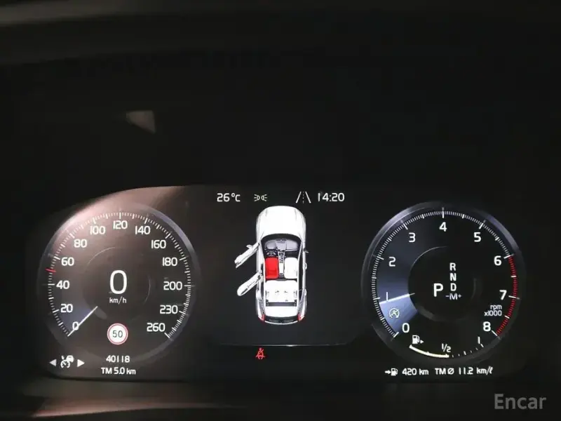 2020 Volvo XC40 с пробегом 40 117 км