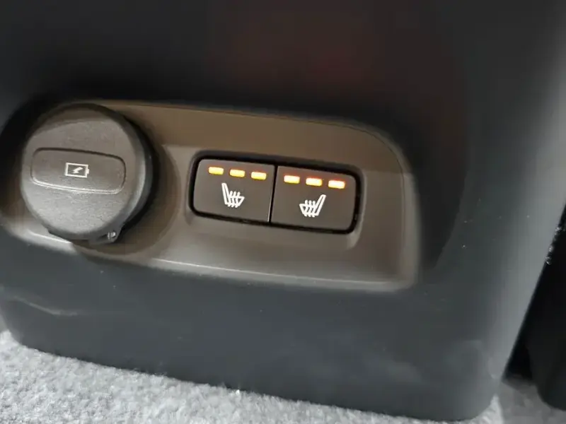 2021 Volvo XC40 с пробегом 31 037 км