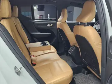 2019 Volvo XC40 с пробегом 25 367 км