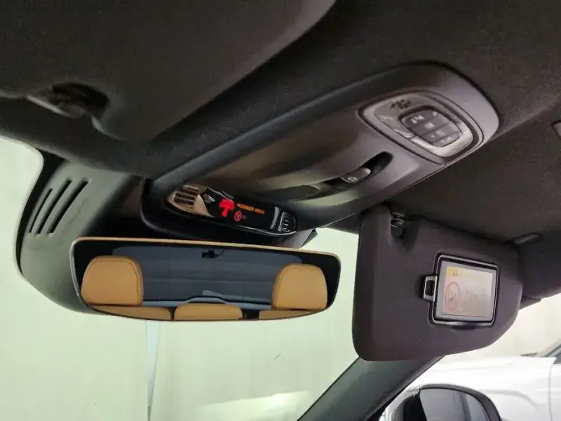 2020 Volvo XC40 с пробегом 81 210 км