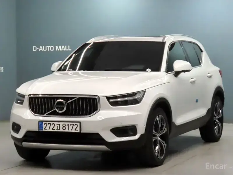 2021 Volvo XC40 с пробегом 31 743 км