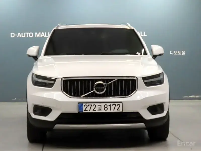 2021 Volvo XC40 с пробегом 31 743 км