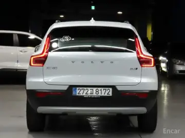 2021 Volvo XC40 с пробегом 31 743 км