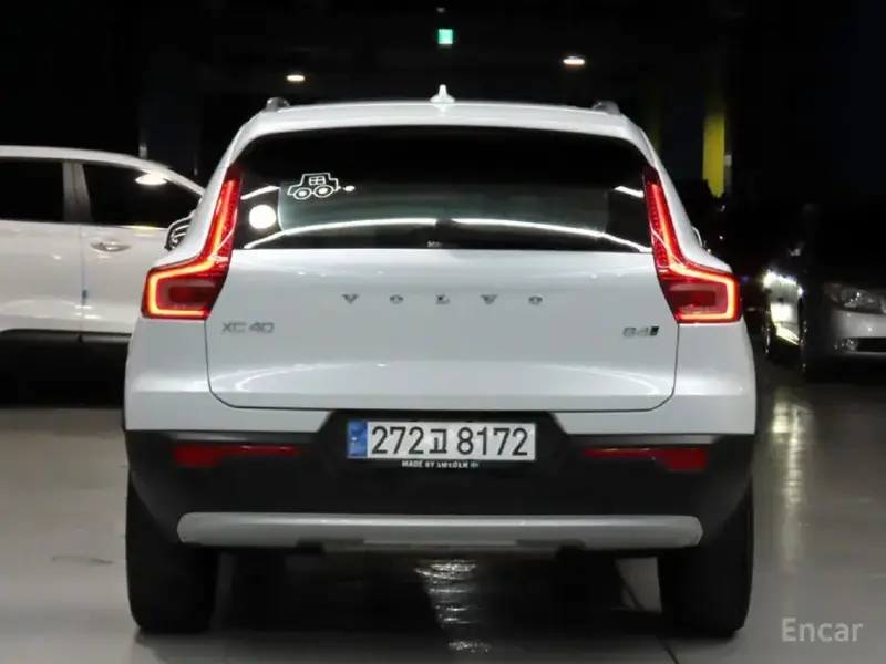 2021 Volvo XC40 с пробегом 31 743 км