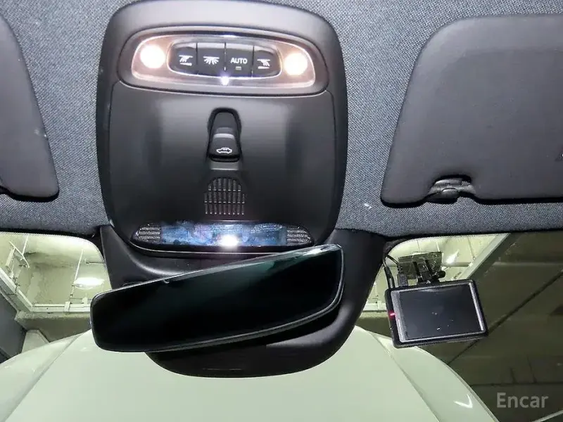 2022 Volvo XC40 с пробегом 36 816 км