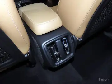 2022 Volvo XC40 с пробегом 36 816 км