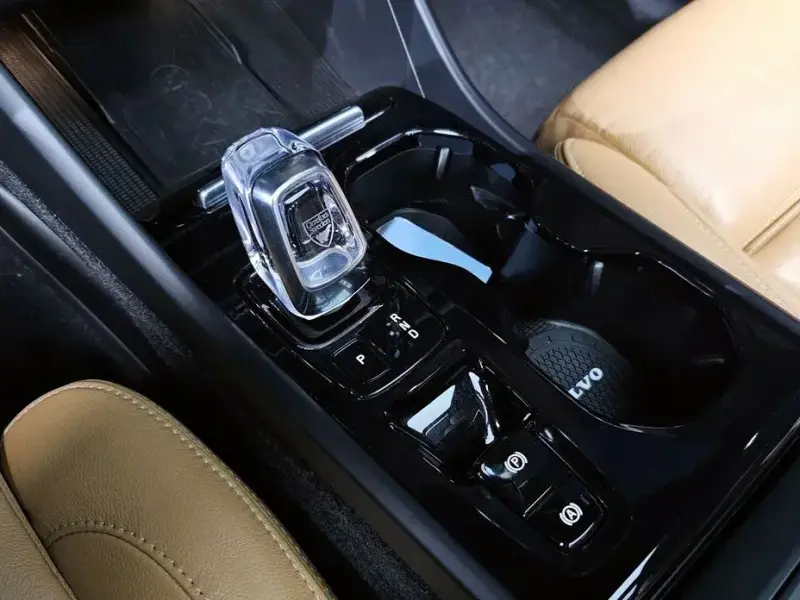 2019 Volvo XC40 с пробегом 38 751 км