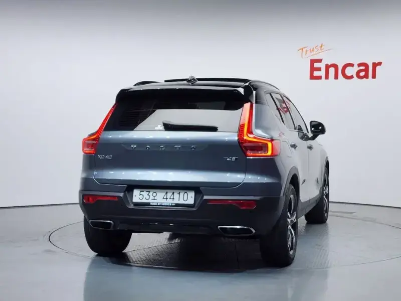 2018 Volvo XC40 с пробегом 95 802 км