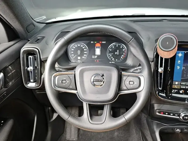 2019 Volvo XC40 с пробегом 38 751 км