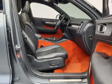 2018 Volvo XC40 с пробегом 95 802 км
