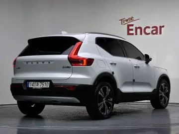 2021 Volvo XC40 с пробегом 7 518 км