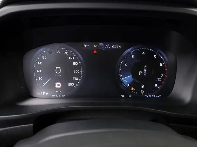 2021 Volvo XC40 с пробегом 7 518 км