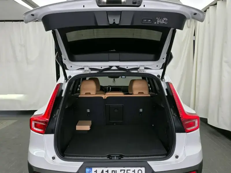 2021 Volvo XC40 с пробегом 7 518 км