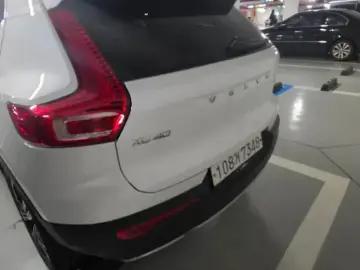 2020 Volvo XC40 с пробегом 41 500 км
