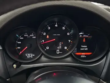 2019 Porsche Macan с пробегом 57 970 км