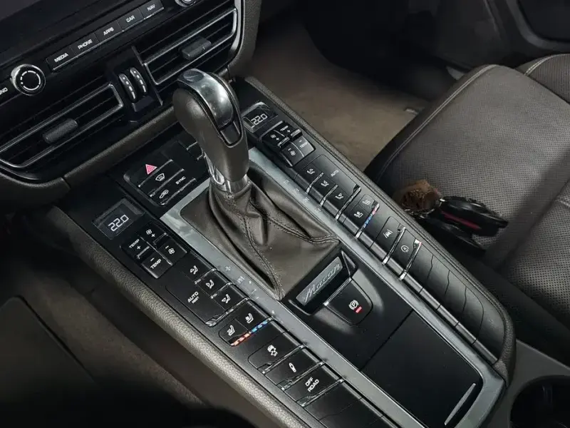 2019 Porsche Macan с пробегом 57 970 км