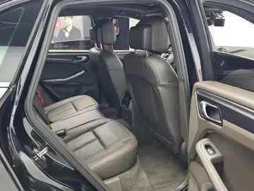 2019 Porsche Macan с пробегом 57 970 км