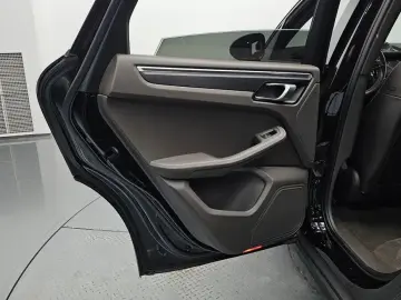 2019 Porsche Macan с пробегом 57 970 км