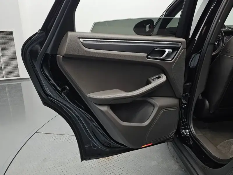 2019 Porsche Macan с пробегом 57 970 км