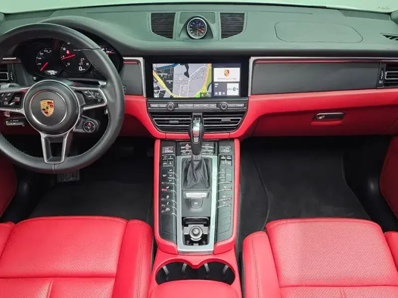 2021 Porsche Macan с пробегом 49 096 км