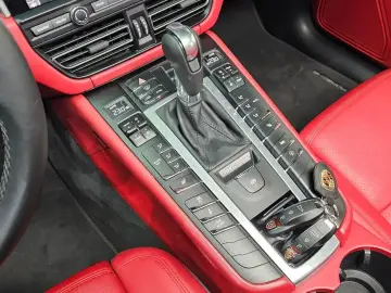 2021 Porsche Macan с пробегом 49 096 км