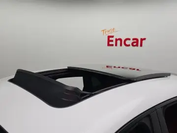2021 Porsche Macan с пробегом 49 096 км
