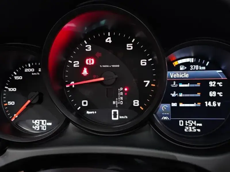 2021 Porsche Macan с пробегом 4 970 км