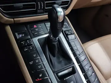 2021 Porsche Macan с пробегом 59 691 км