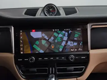 2021 Porsche Macan с пробегом 59 691 км