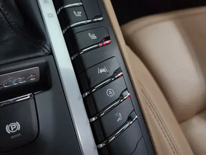 2021 Porsche Macan с пробегом 59 691 км