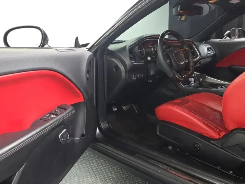 2019 Dodge Challenger с пробегом 115 266 км