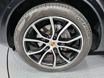 2020 Porsche Cayenne с пробегом 43 804 км