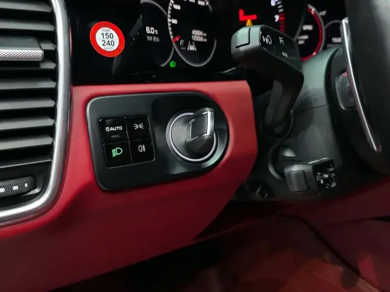 2020 Porsche Cayenne с пробегом 43 804 км