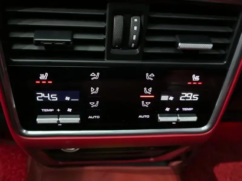 2020 Porsche Cayenne с пробегом 43 804 км