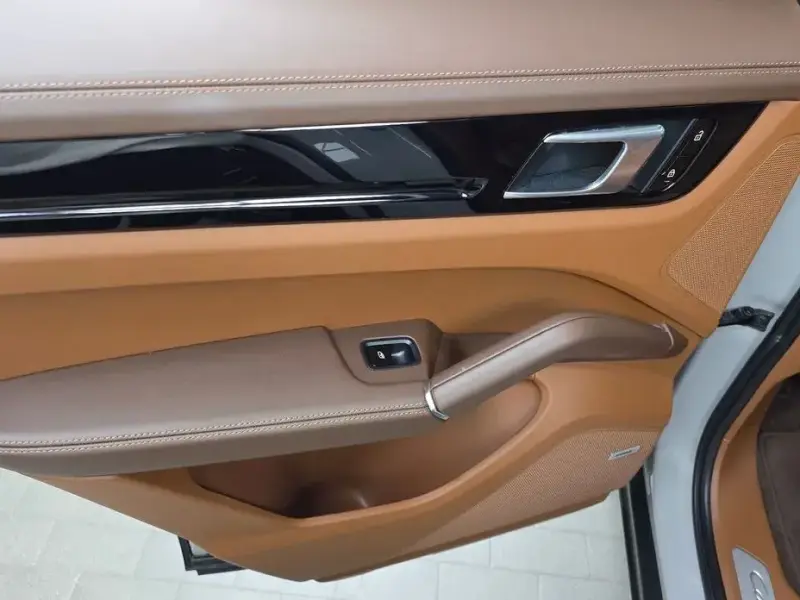 2020 Porsche Cayenne с пробегом 40 139 км