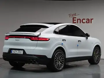 2021 Porsche Cayenne с пробегом 48 867 км