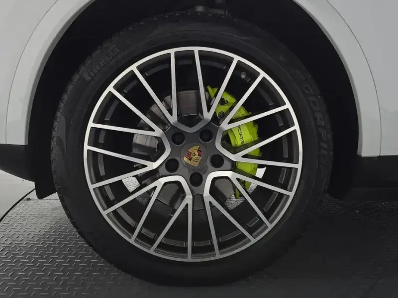 2021 Porsche Cayenne с пробегом 48 867 км
