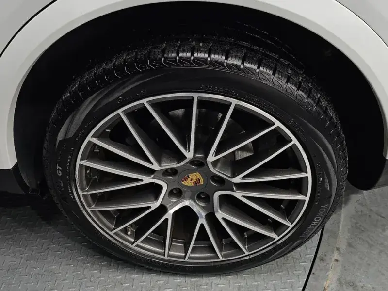 2020 Porsche Cayenne с пробегом 40 987 км