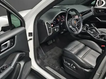 2020 Porsche Cayenne с пробегом 40 987 км