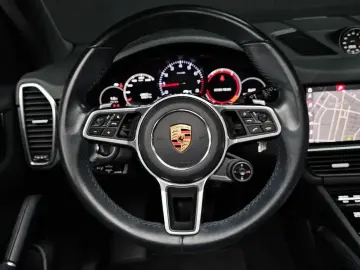 2020 Porsche Cayenne с пробегом 40 987 км